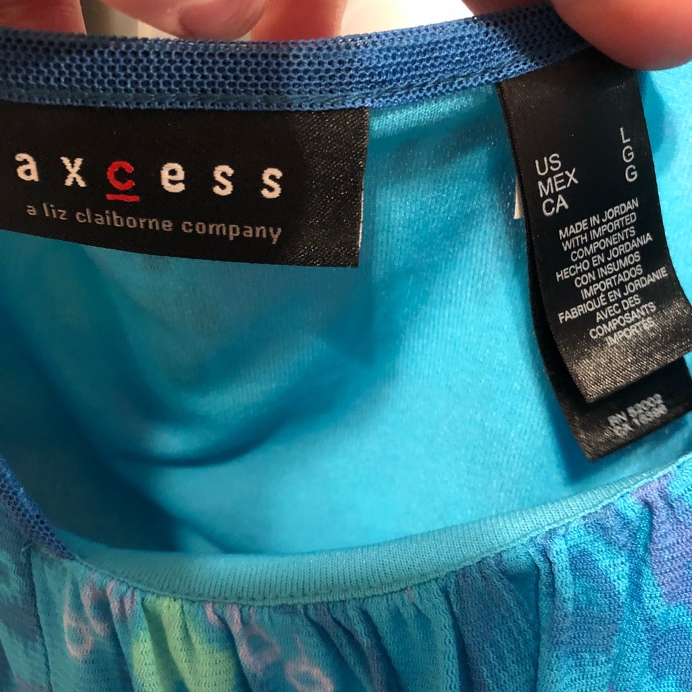 Blue patterned top - Picture 2 of 2